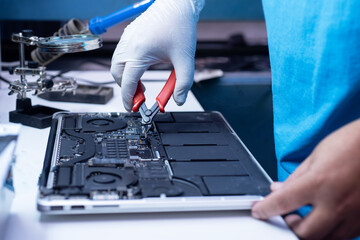 MacBook Motherboard Repair Mastery Course